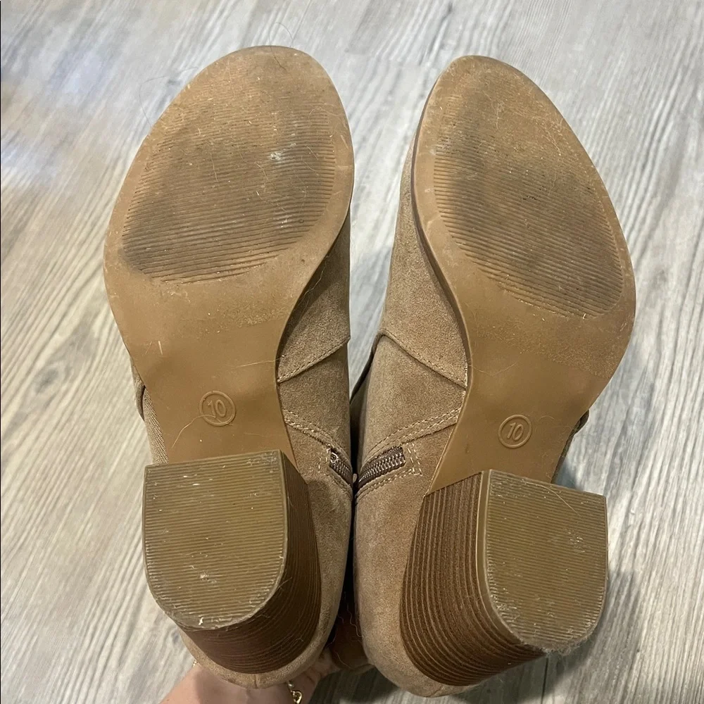 Universal Thread booties - Picture 4 of 5